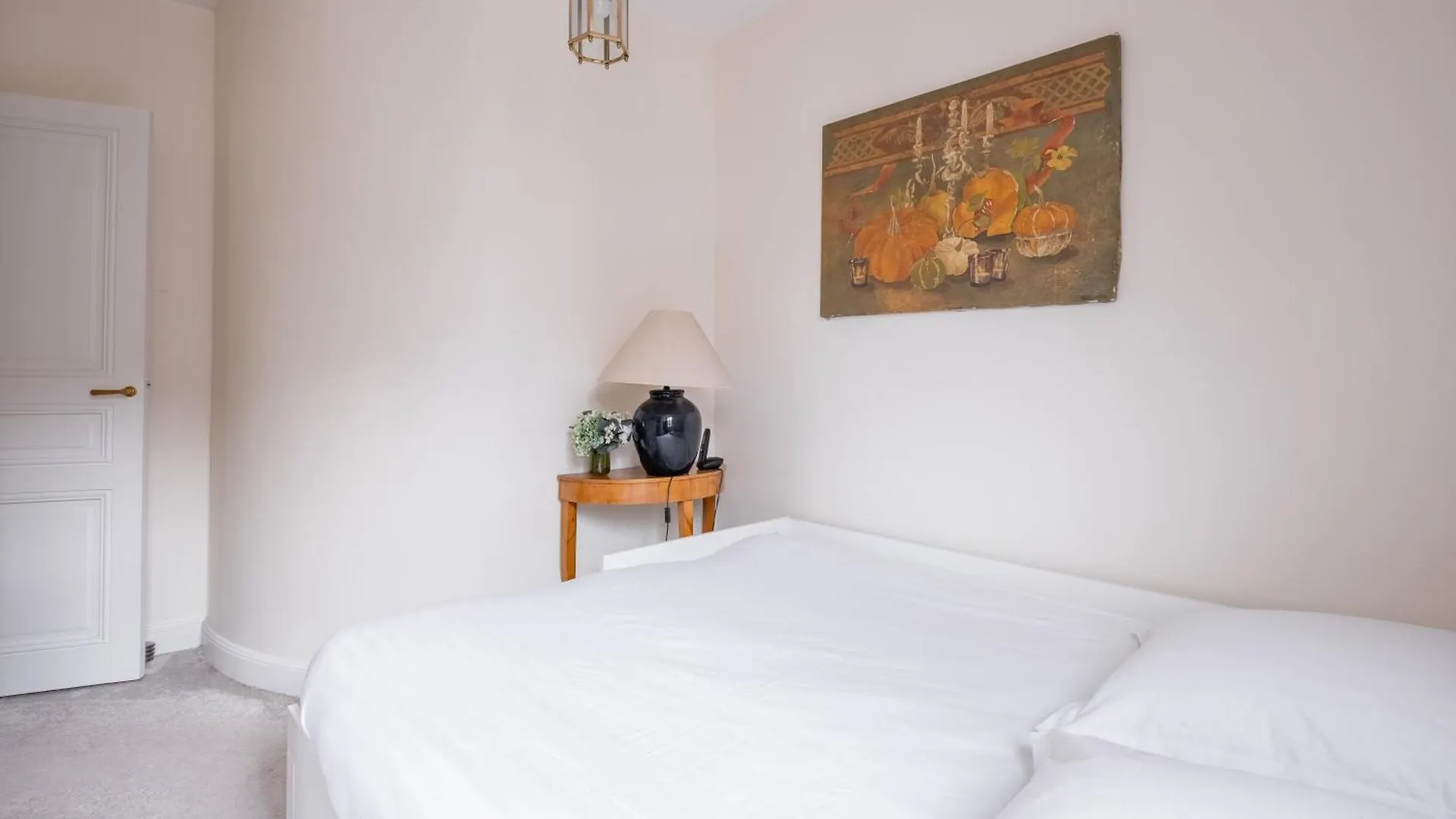 Veeve - Haussmannian Heights Apartment Paris 0*,  France
